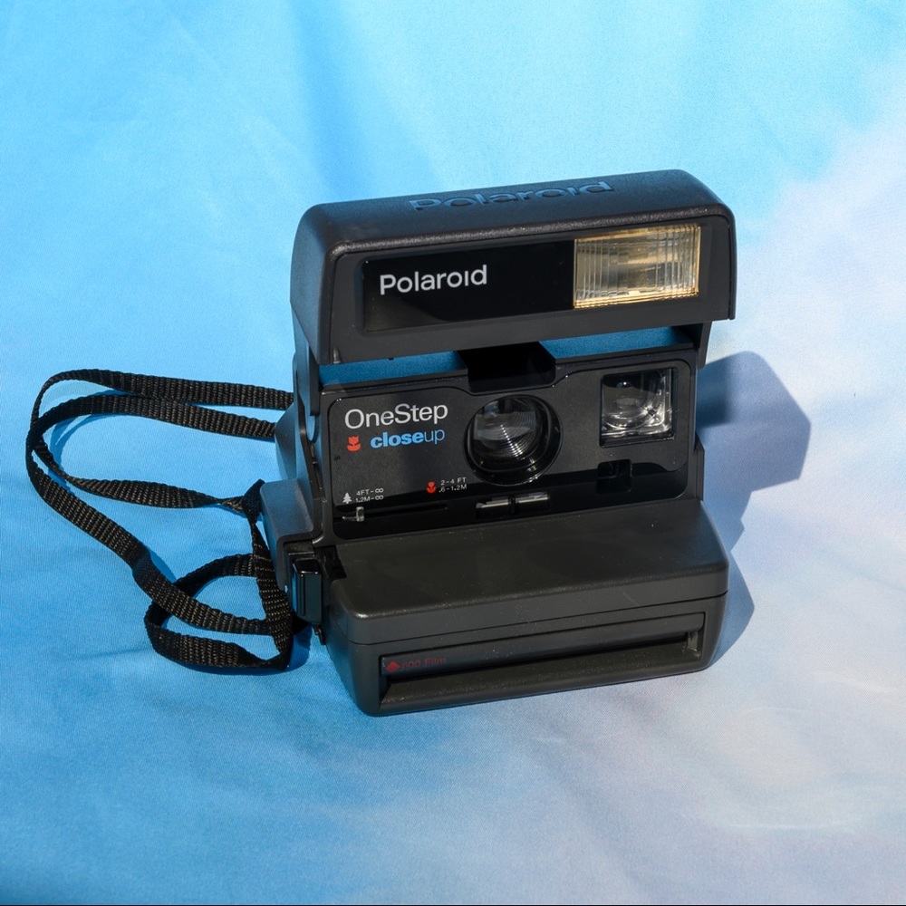 polaroid one step camera
